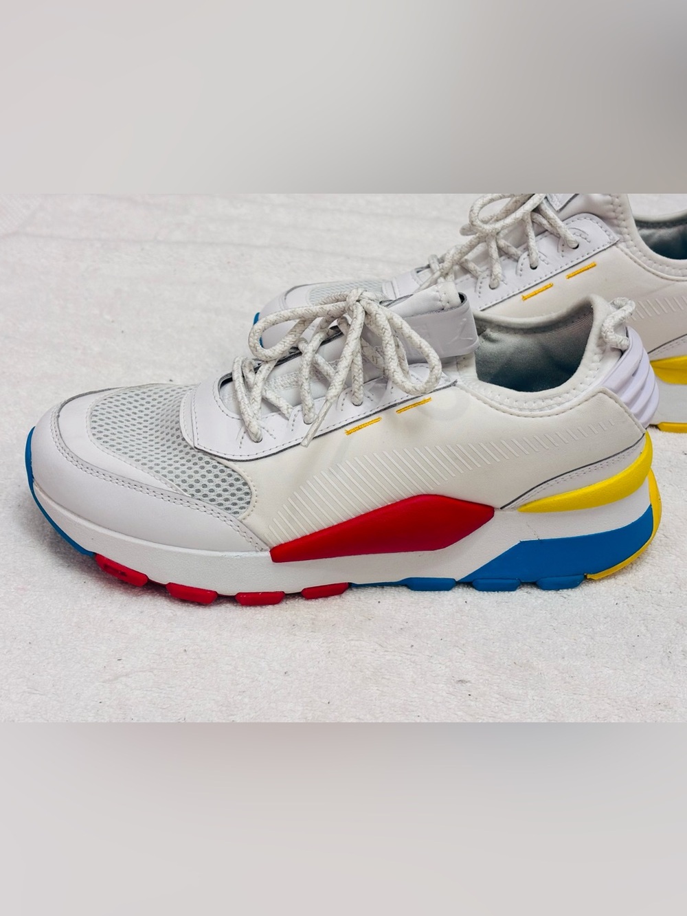 Almost Brand New Women’s Puma Running Shoes - size 7C USA/ 39 EU/ 6 UK - box 21A
